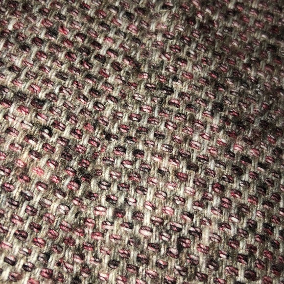 🎻SALVATORE FERRAGAMO🎻 TWEED PENCIL SKIRT🎻 - Picture 6 of 8